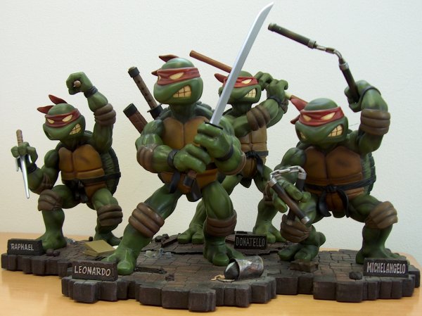 teenage mutant ninja turtles statues