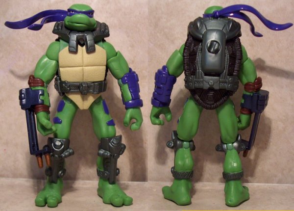 Alien Hunter Donatello front and back
