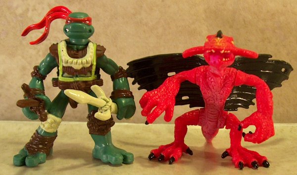 Mini Mutants Paleo Patrol Raphael VS Winged Dino