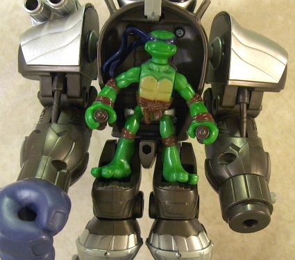 Exoskeleton Donatello in frame