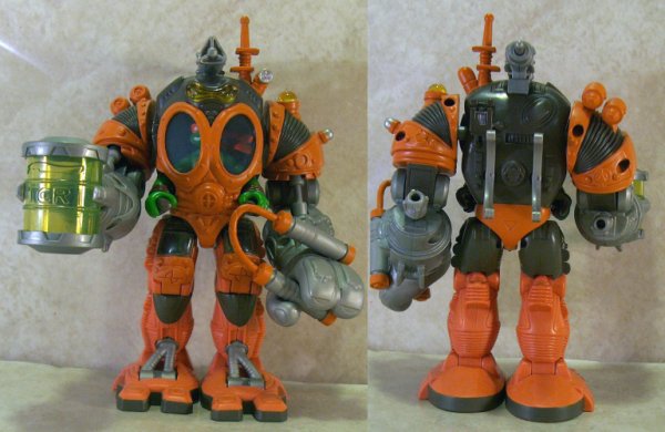 Mini Mutant Exoskeleton Michelangelo front and back