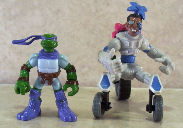 Mini Mutant Extreme Sports Donatello VS Baxter Stockman