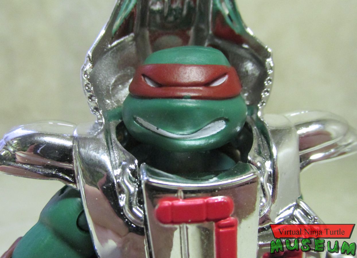 Metal Mutant Raph helmet open