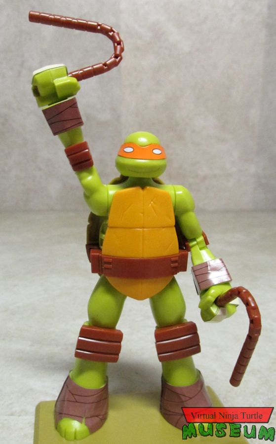 Michelangelo with weapons