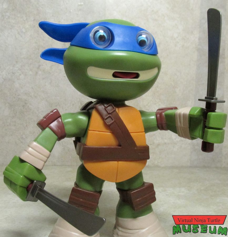 Squeeze 'Em Leonardo with swords