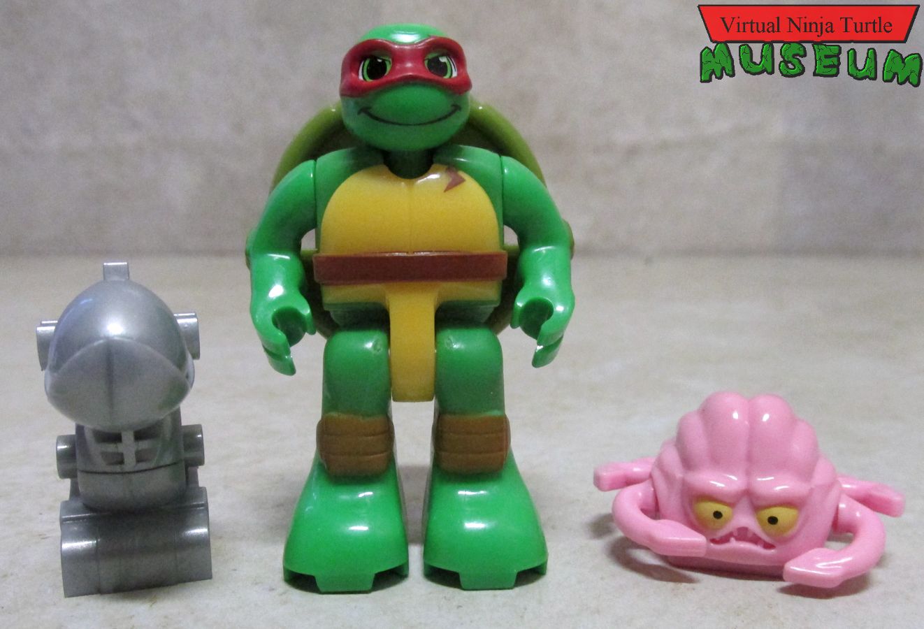 Raphael, mouser and Kraang