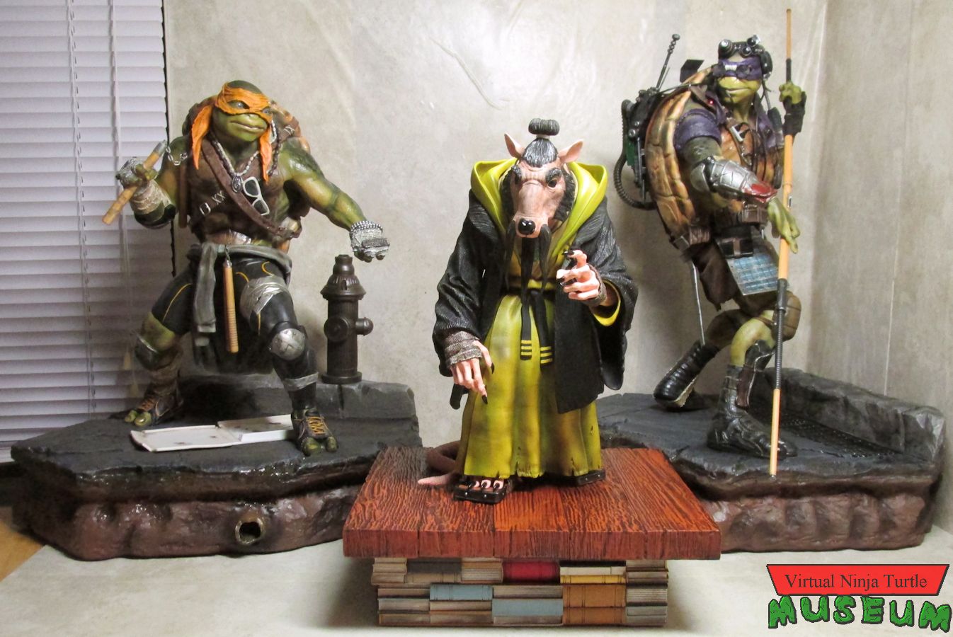 Michelangelo, Donatello & Splinter together