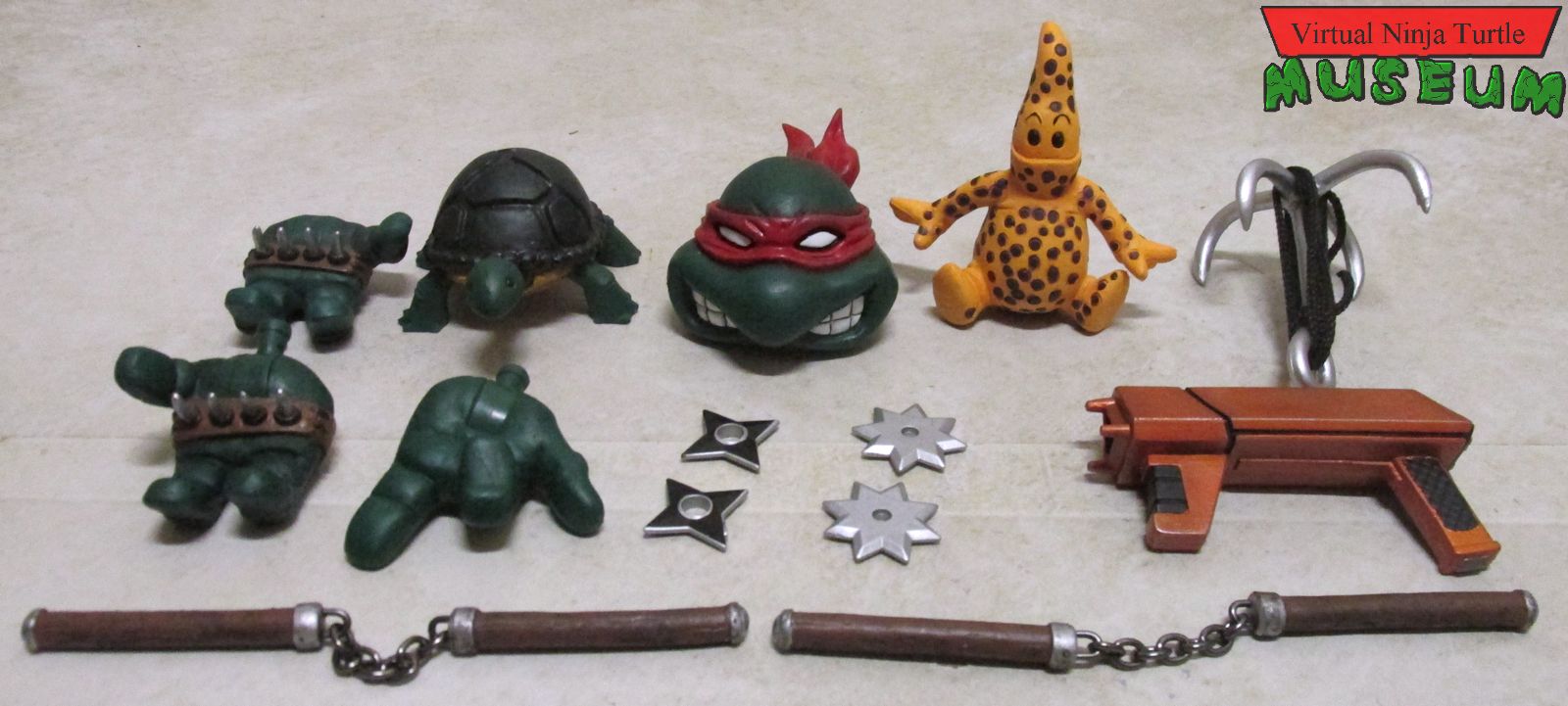 Michelangelo's accessories