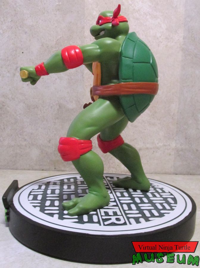 IKON Collectibles Teenage Mutant Ninja Turtles TMNT Michelangelo 12 inch Statue 
