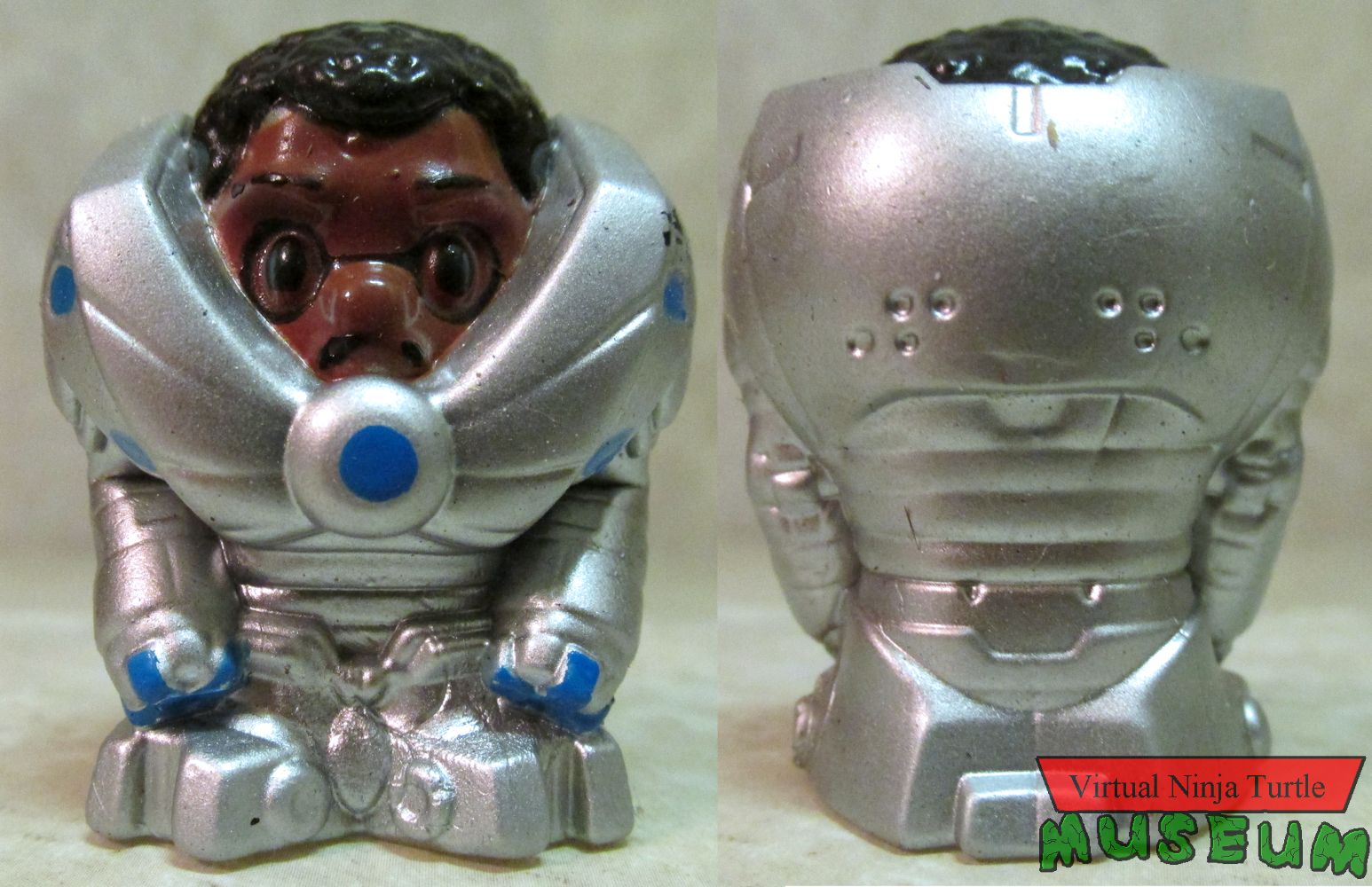 Titanium Baxter Stockman front and back