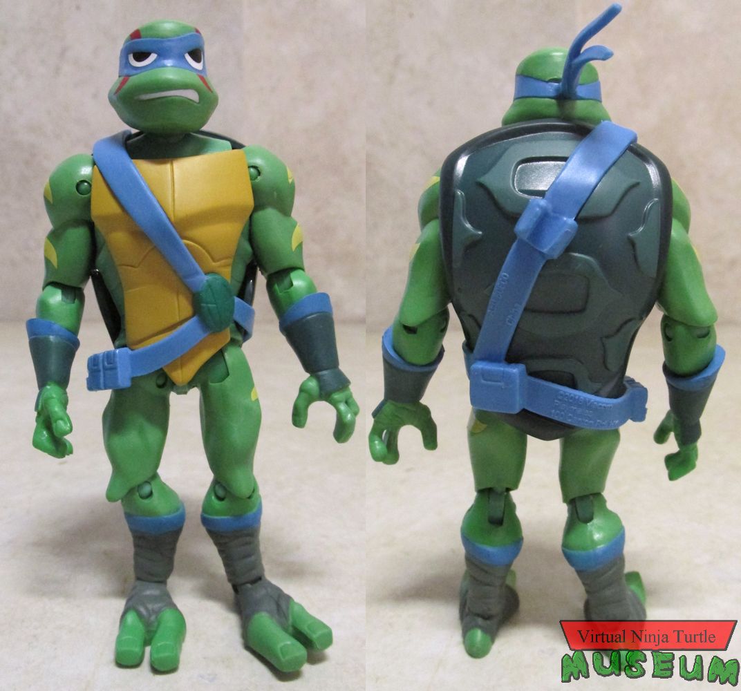 Comic Con Exclusive Leonardo front and back