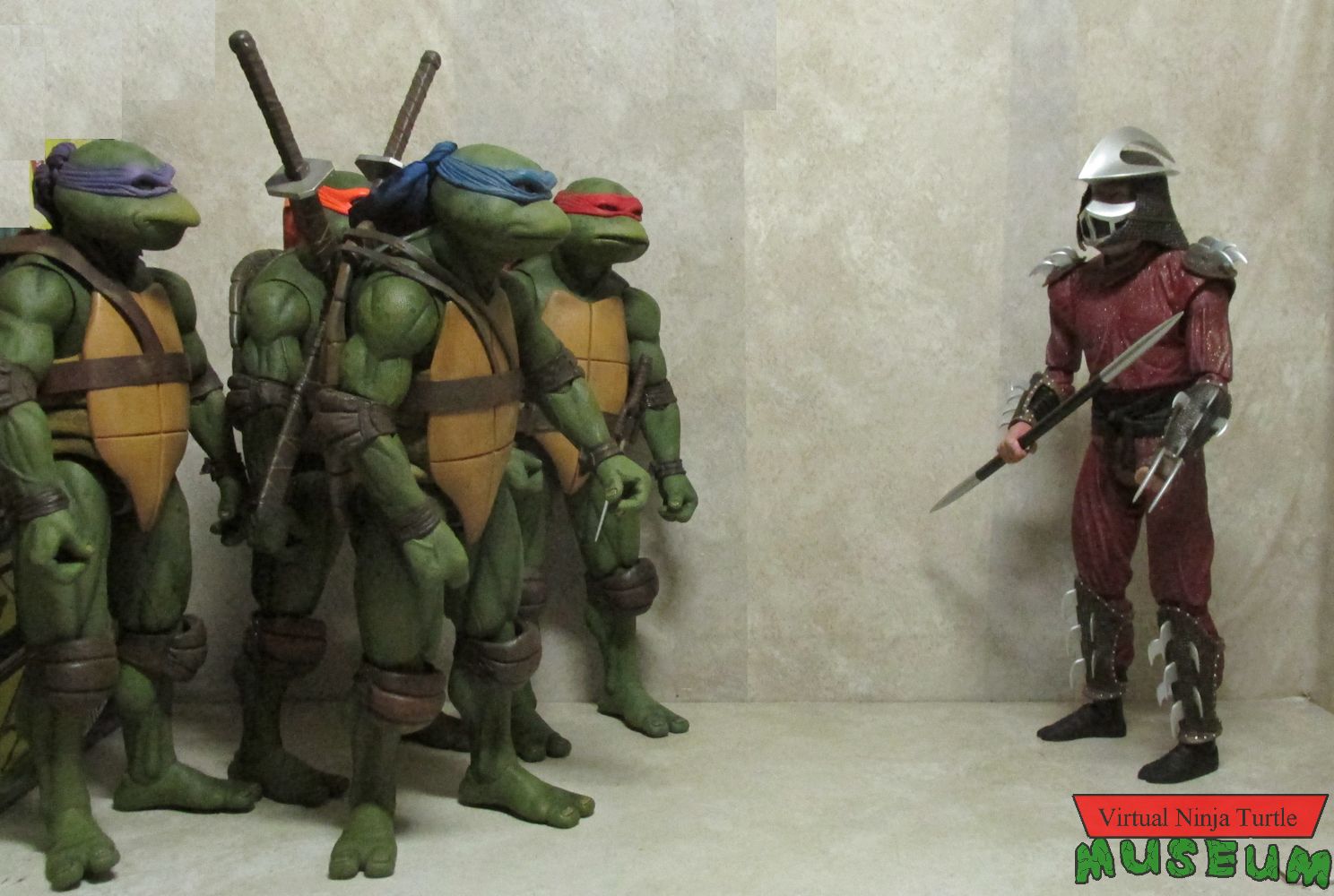 Shredder vs Turtles