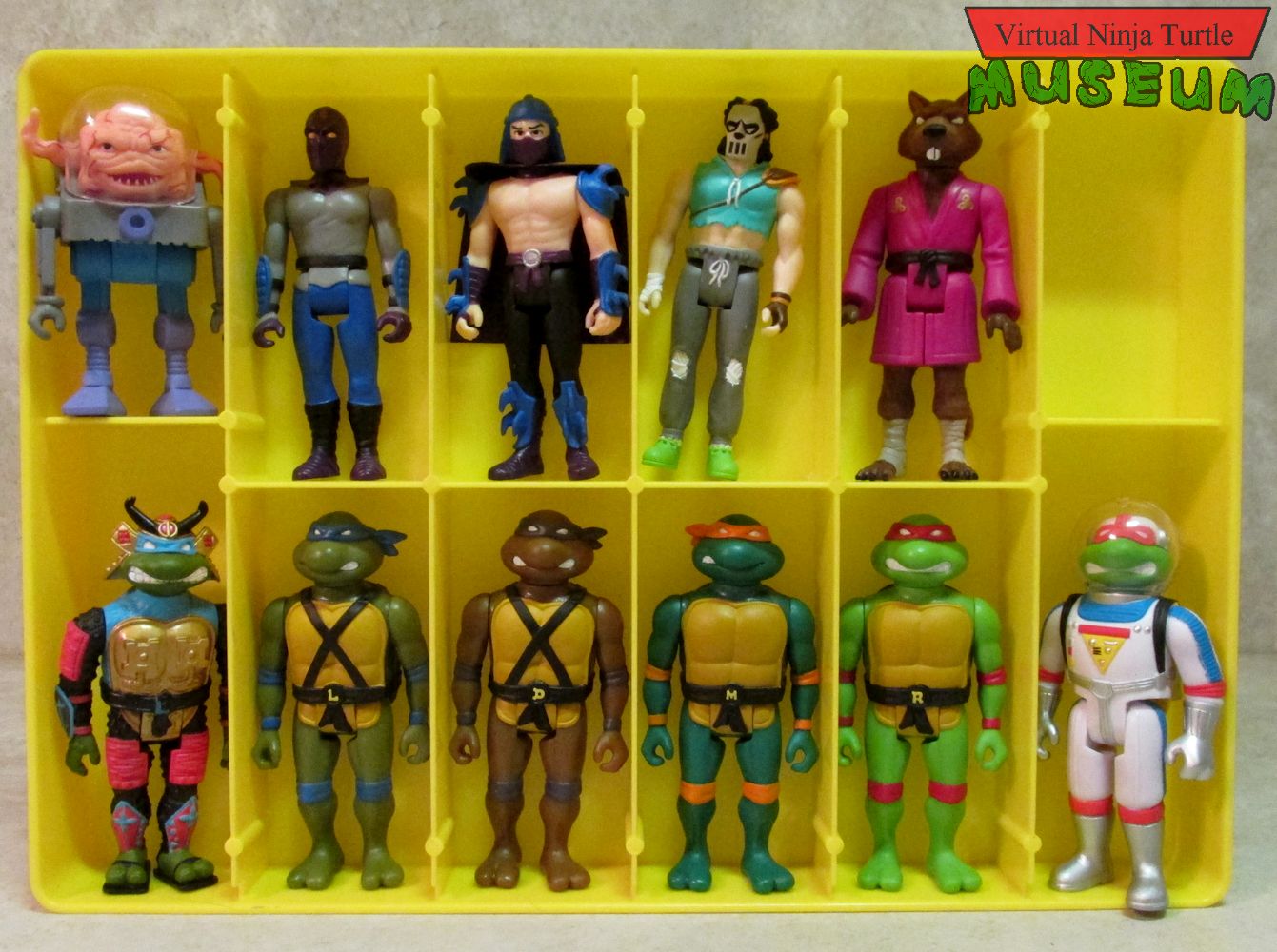 Collector Case with figures