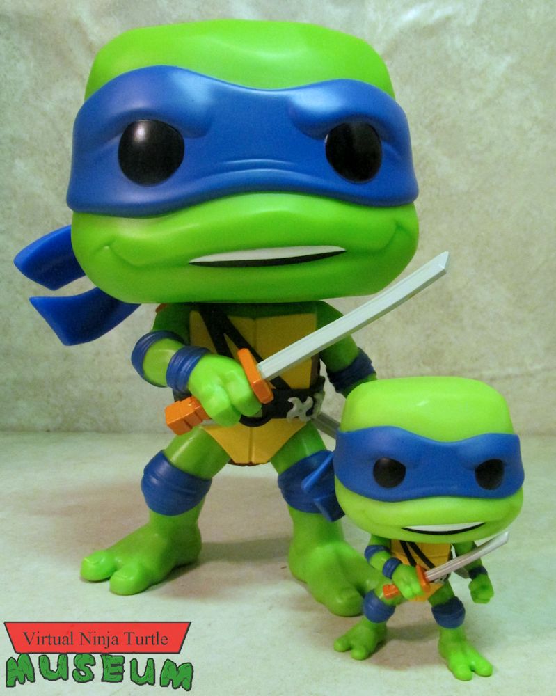 Mutant Mayhem Leonardo and Giant Mutant Mayhem Leonardo