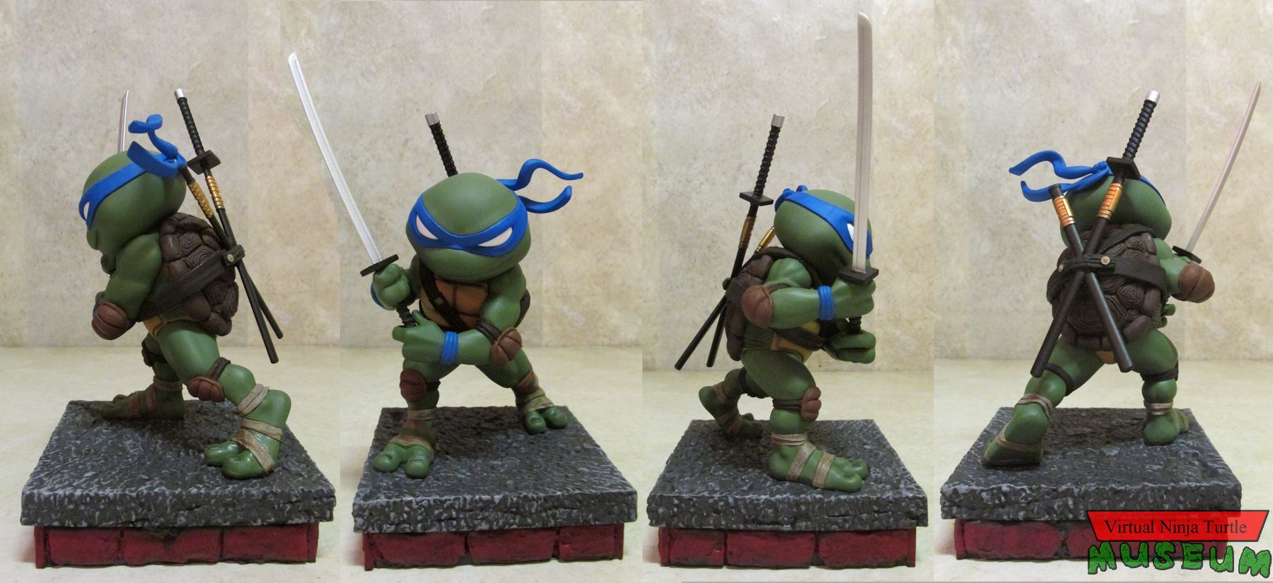 Leonardo Statue SDCC Version turn around