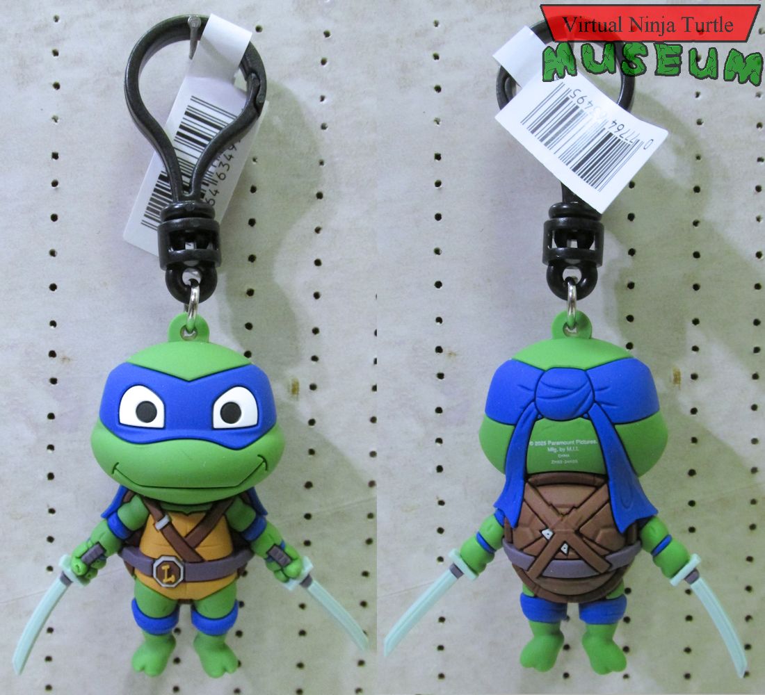 Mutant Mayhem Leonardo Bag Clip front and back