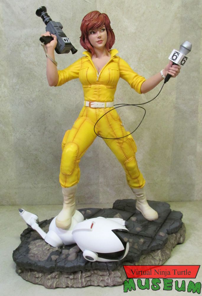 April O'Neil front