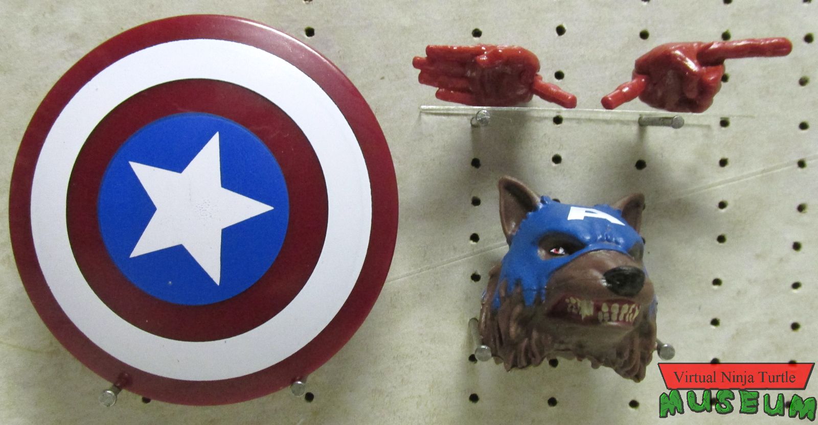 Captain America's accessories