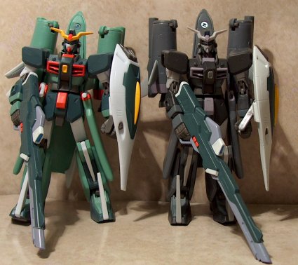 Chaos Gundam comparision