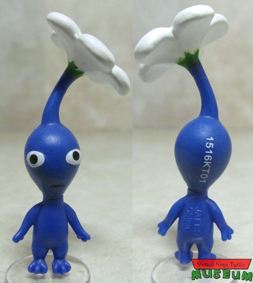 blue Pikmin front and back