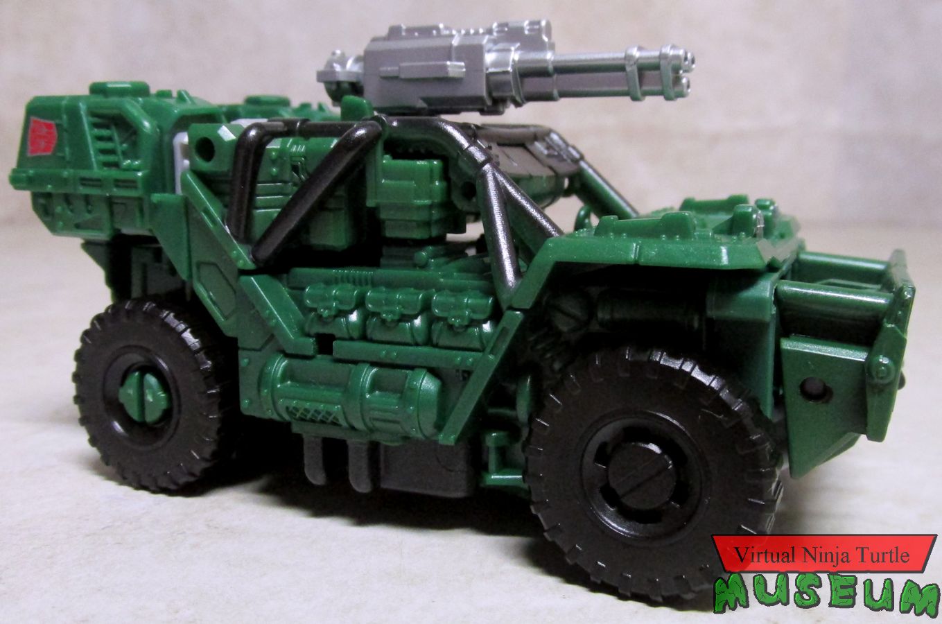 Hound vehicle mode side view