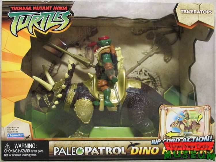 Games Moments - PLAYMATES - Triceratops - Paleopatrol Dino Runners -  Turtles