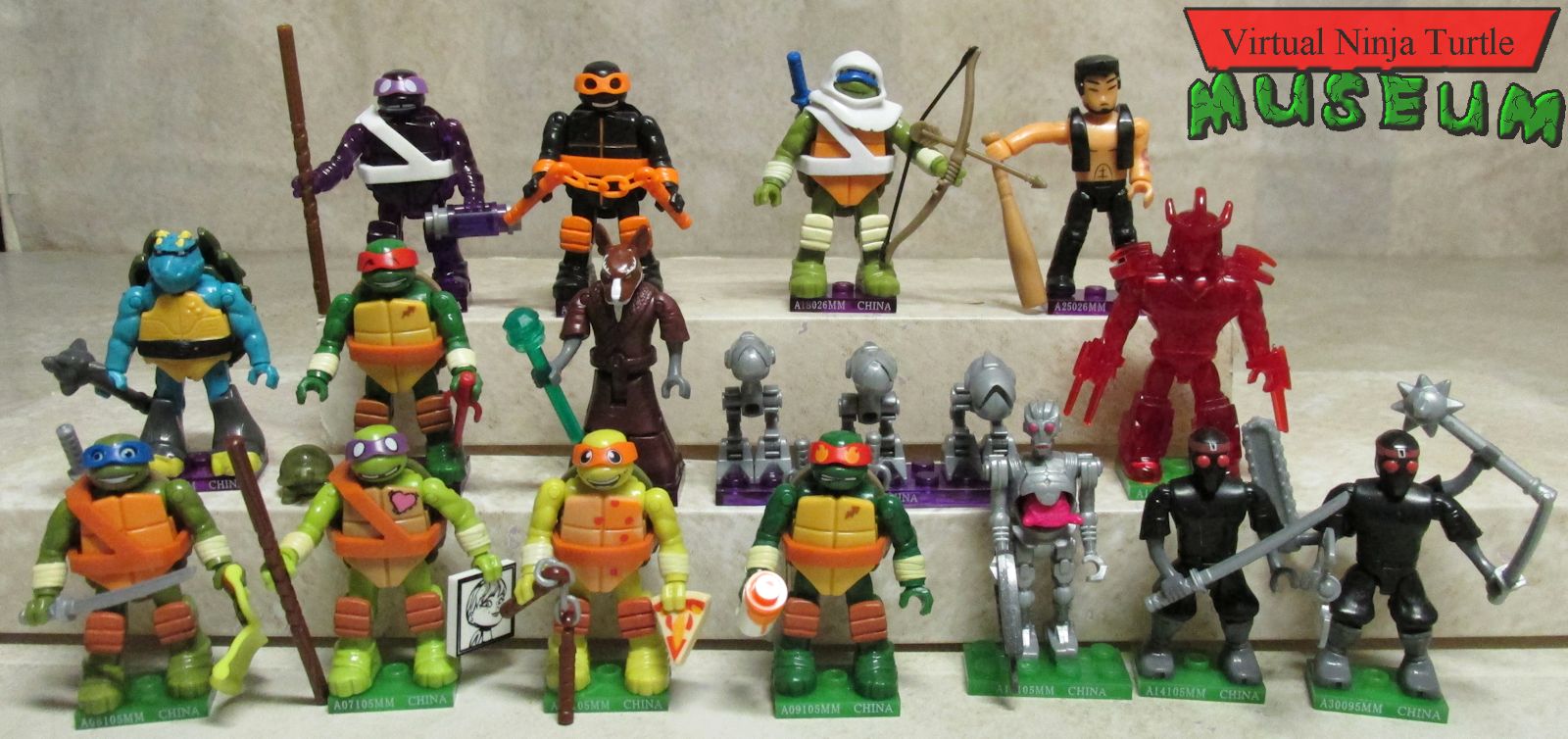 Mega Bloks Teenage Mutant Ninja Turtles  Blind Bag Bundle Of 5 Mini Figures 