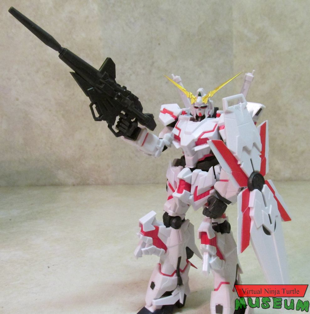 Unicorn Gundam with gun and shield