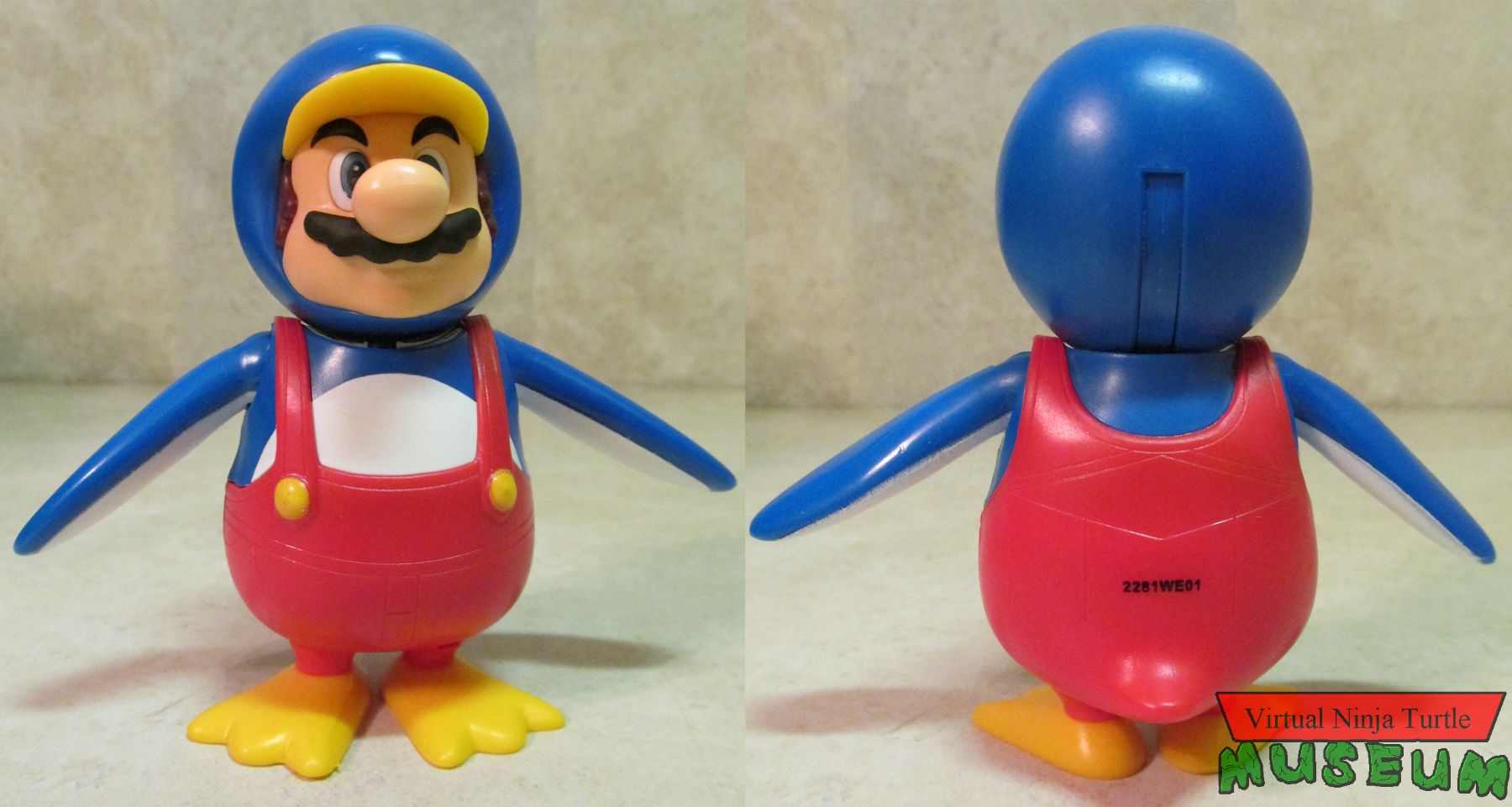 Penguin Mario front and back